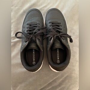 Weissman Black Sneakers with Lace-Up Design